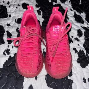Toddler Steve Madden pink sneaker shoes